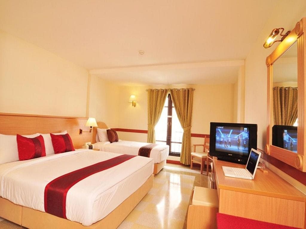 The Ecotel Bangkok Hotel